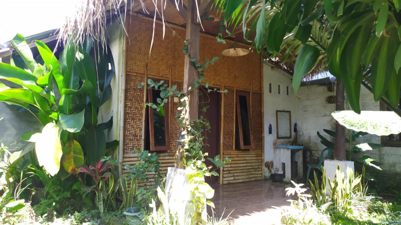 Kembang Kuning Cottages Tetebatu Exterior photo